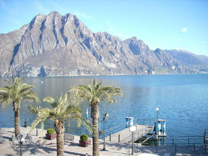 Miralago Casa Vacanze Riva di Solto Exterior photo